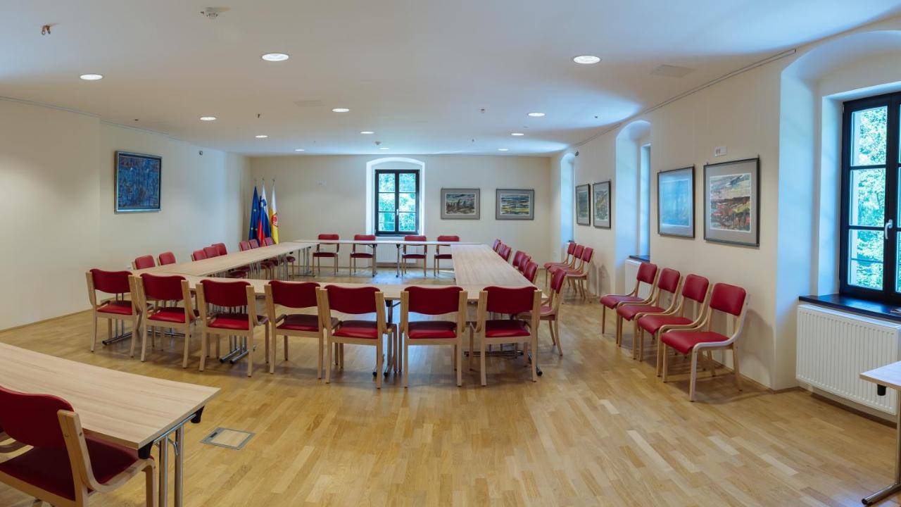 Dvorec Trebnik - Sobe Slovenske Konjice Zewnętrze zdjęcie